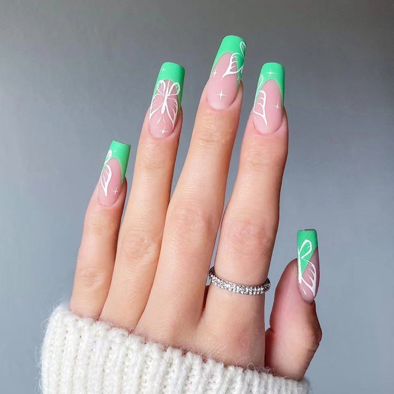 Artful nail art with floral accents Stornfield 1789123954