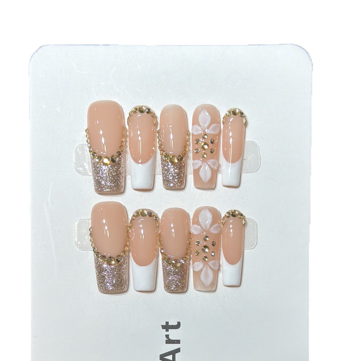 Luxurious Glittery Press-On Nail Art Set with Decorative Floral Accents Stornfield