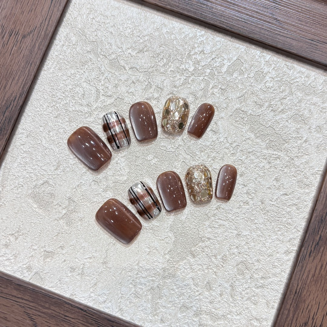 Artificial Nail Set with Glitter and Gold Accents Stornfield