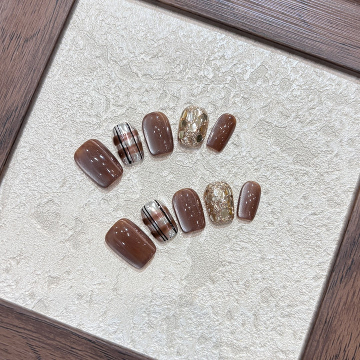 Artificial Nail Set with Glitter and Gold Accents Stornfield