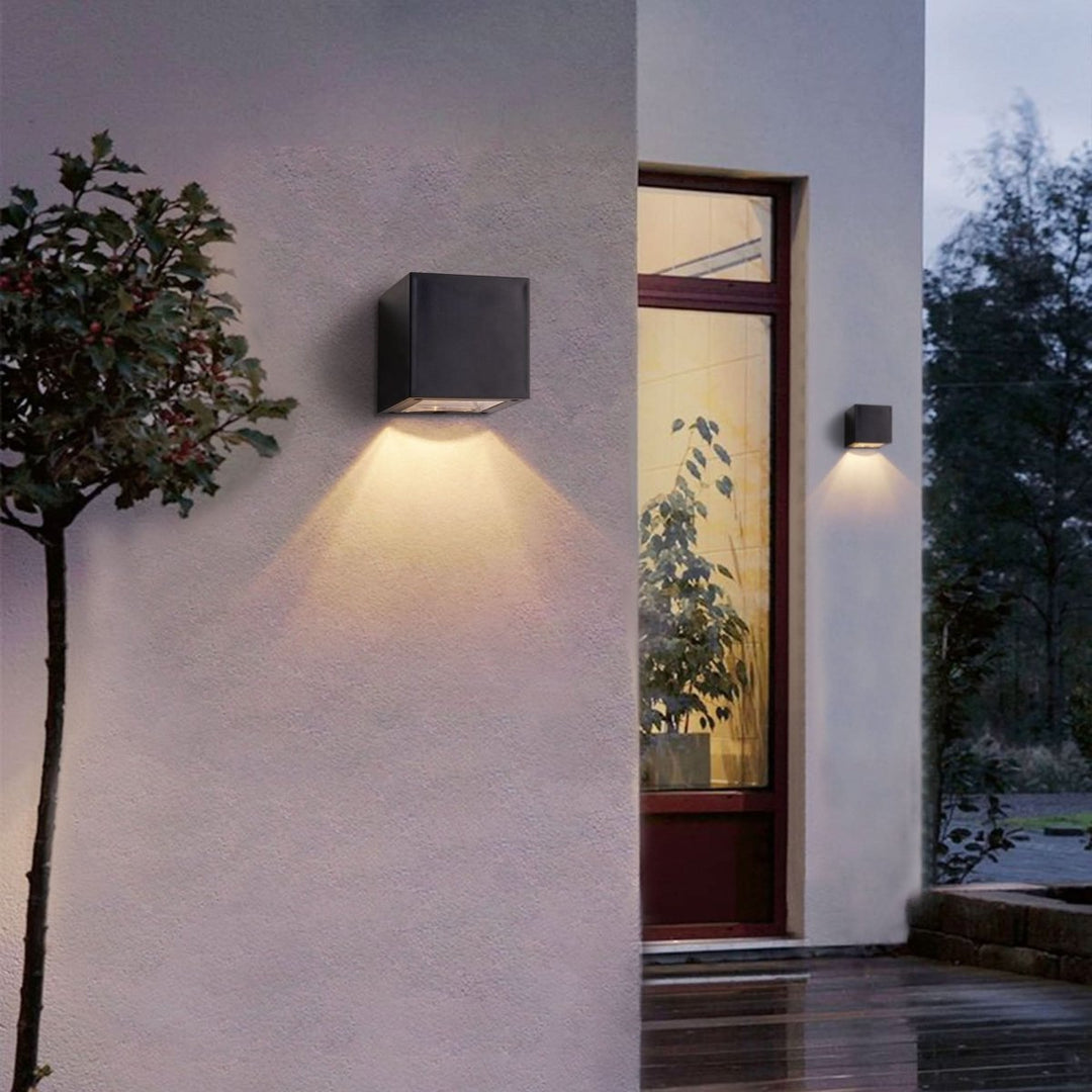 Solar LED Outdoor Wall Light | Stornfield