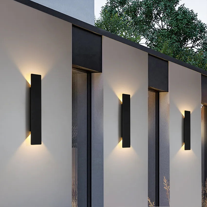 Stornfield | Weatherproof Aluminum Outdoor Wall Light with LED - IP65, Easy Installation & Durable Design