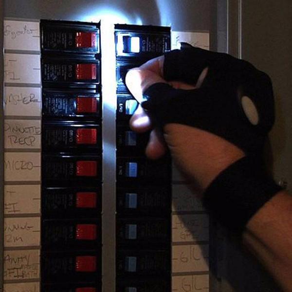 Eureka  - The Amazing LED Work Glove | Stornfield