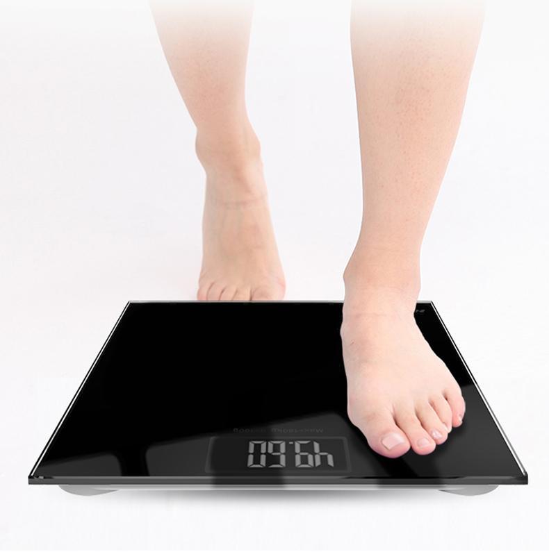 Body scale made of tempered glass (150 kg) Black - Electronic | Stornfield