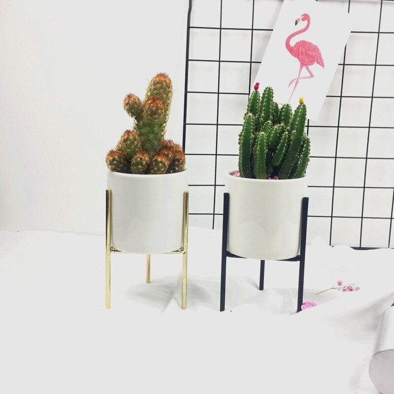 Set of 3 Stornfield Mid-Century Floral Planters