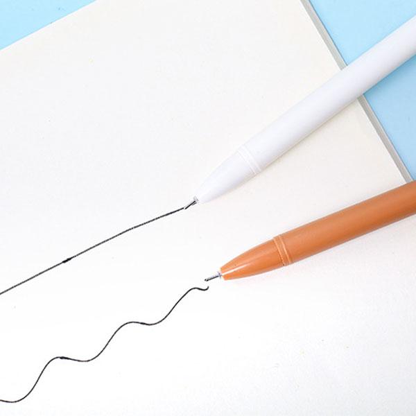Pom Pom Cat Pen | Stornfield