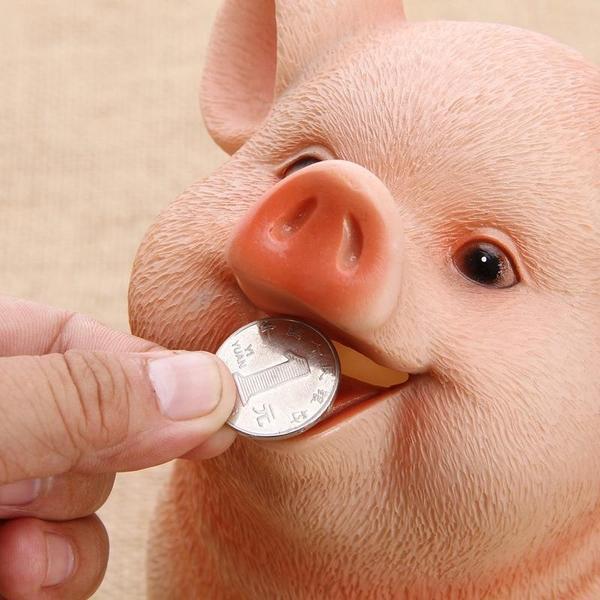 Realistic Jovial Piggy Bank | Stornfield