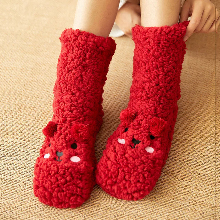 Warm, fluffy bear socks | Stornfield