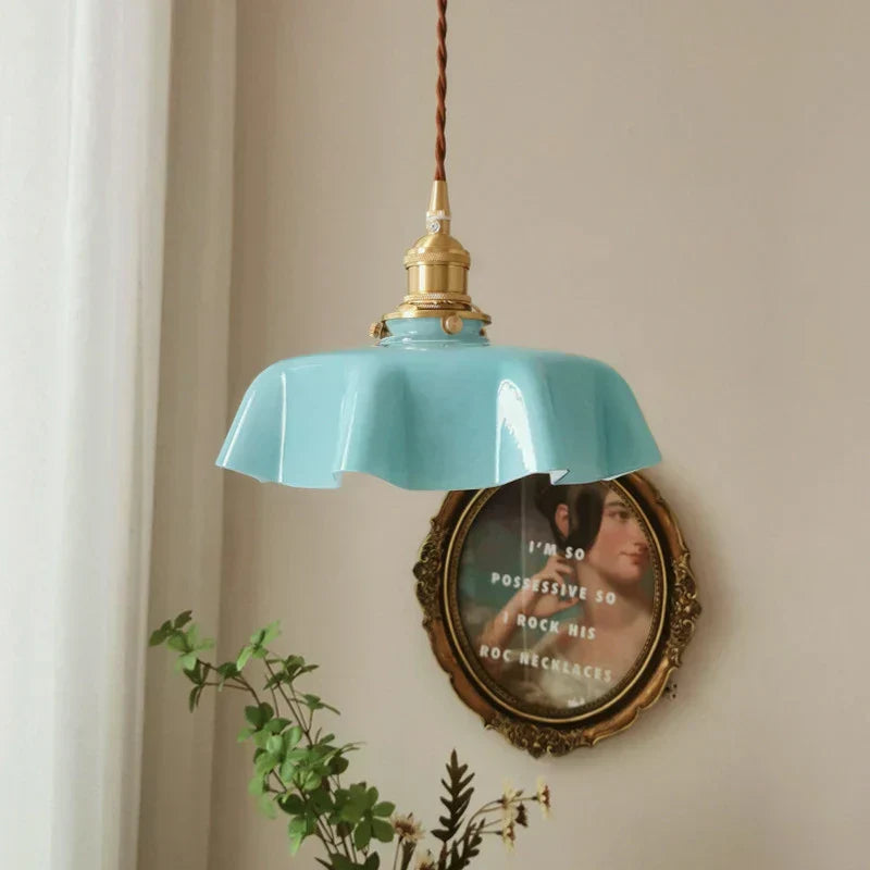 Brass pendant light in French design – Elegant ceiling lamp for living room | Stornfield