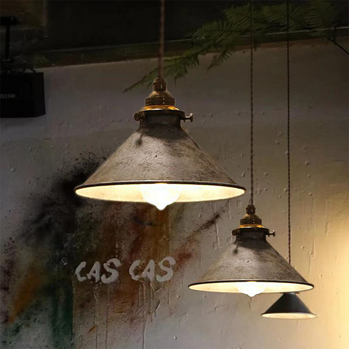 Retro Industrial Metal Fanale Pendant Light | Stornfield