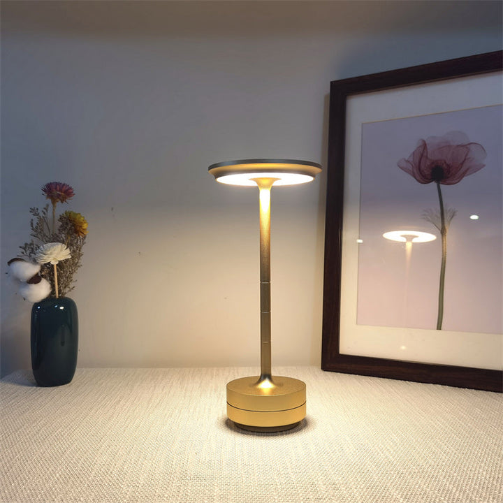 Metal Lamp Stornfield