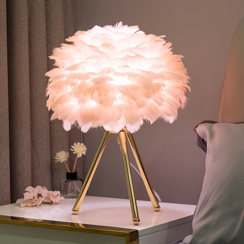 Stornfield | Romantic Feather Table Lamp Modern Bedside Lamp Living Room Cafe Wedding Gift Christmas Ostrich Feather Light
