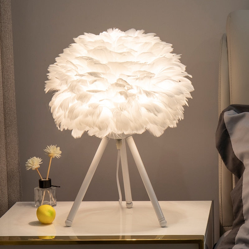 Stornfield | Romantic Feather Table Lamp Modern Bedside Lamp Living Room Cafe Wedding Gift Christmas Ostrich Feather Light