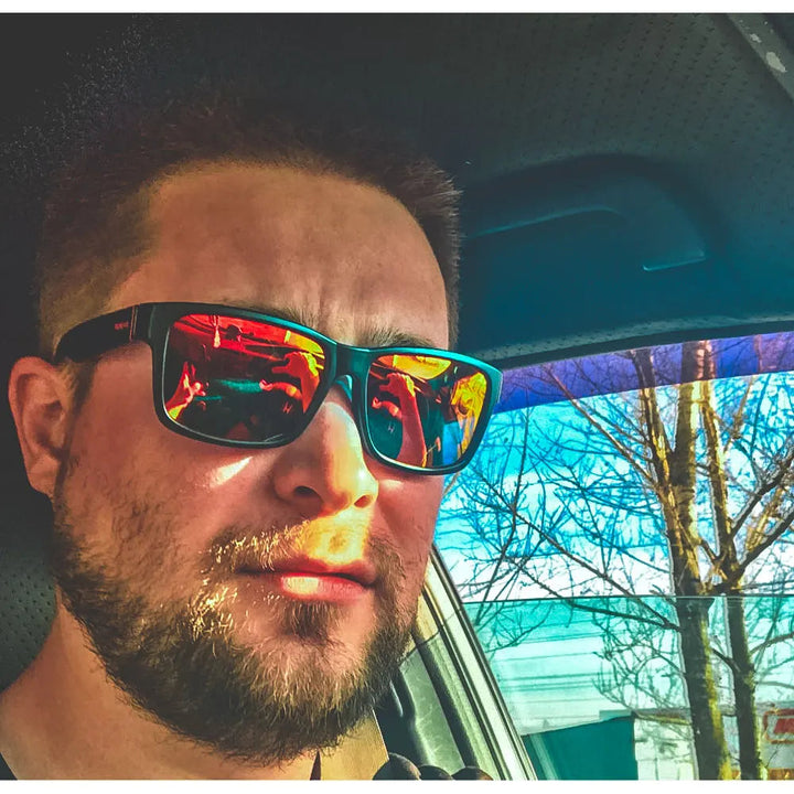 Sport sunglasses with photochromatic lenses | Stornfield