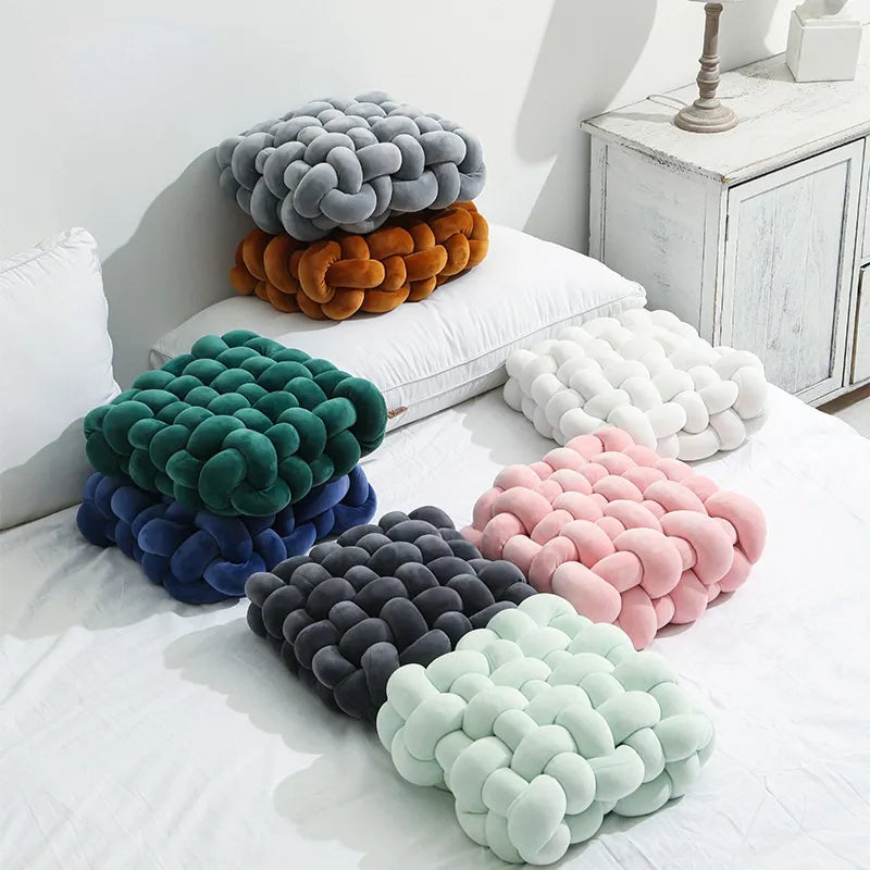 Stornfield | Coussin en peluche doux en forme de nœud pour salon, coussin de canapé, couleur unie, carré, coussin de jeté à main, coussin de siège tissé carré