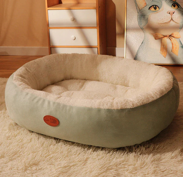 Stornfield Oval Plush Bed for Dogs & Cats