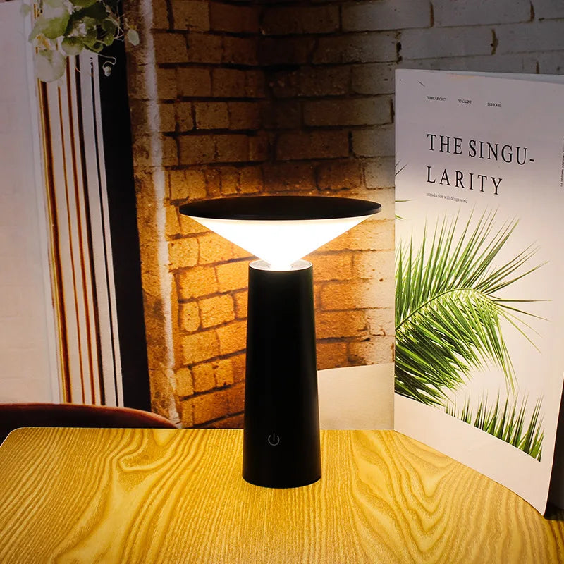 Stornfield | – Modern Table Lamp with USB