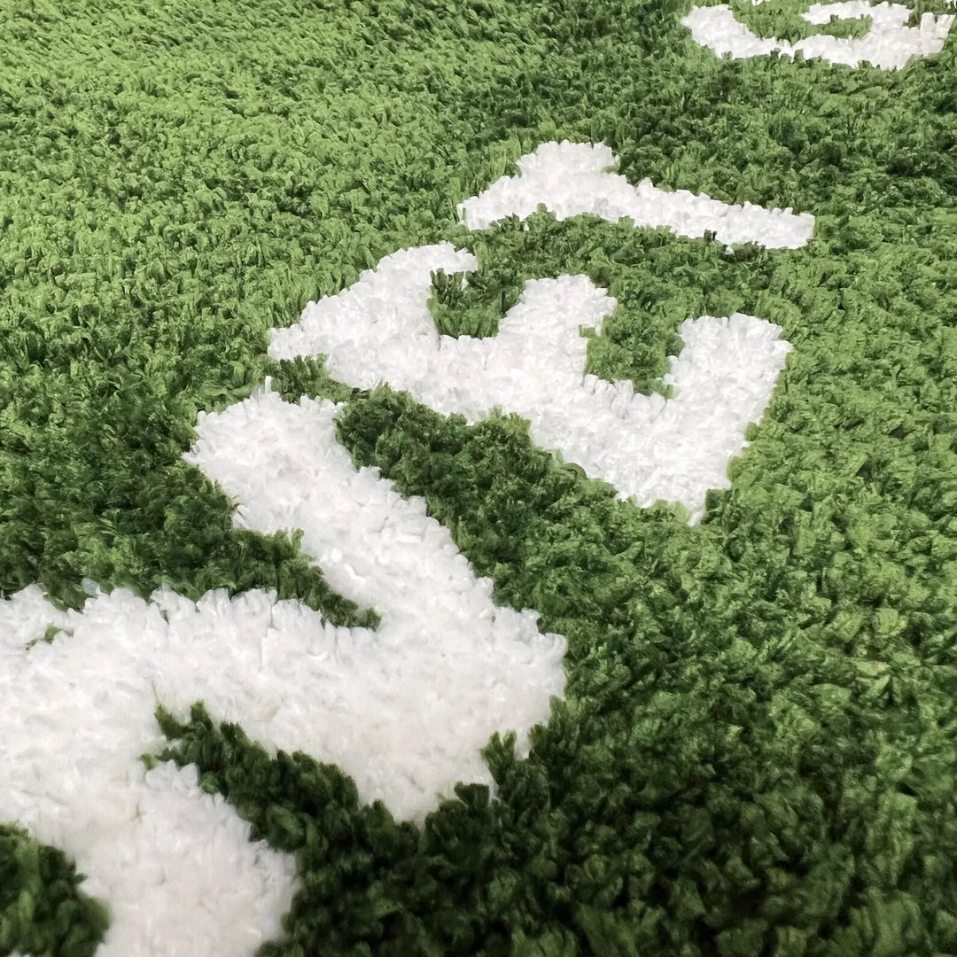 FreshLawn Comfort Mat – Trendy "Wet Grass" Doormat in Green with Soft Plush | Stornfield