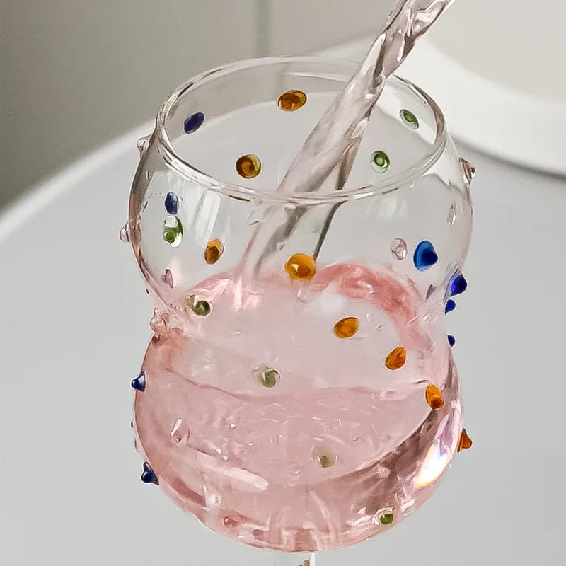 Stornfield | Verre à vin à pois colorés