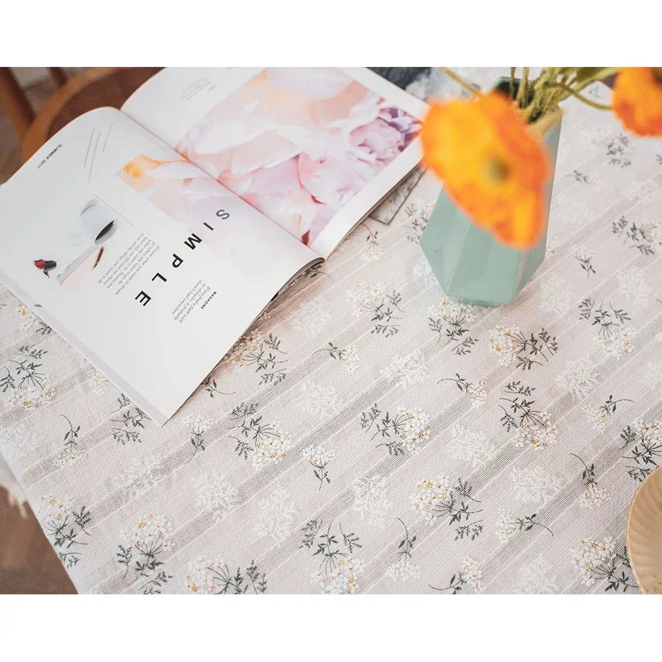 Stornfield | Floral tablecloth
