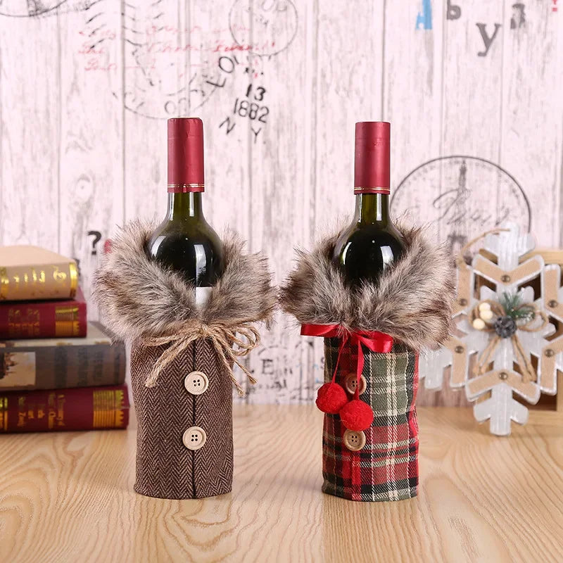 Christmas bottle cover with fur collar – festive cover for wine bottles, gnome decoration for Christmas, perfect as gift wrapping | Stornfield