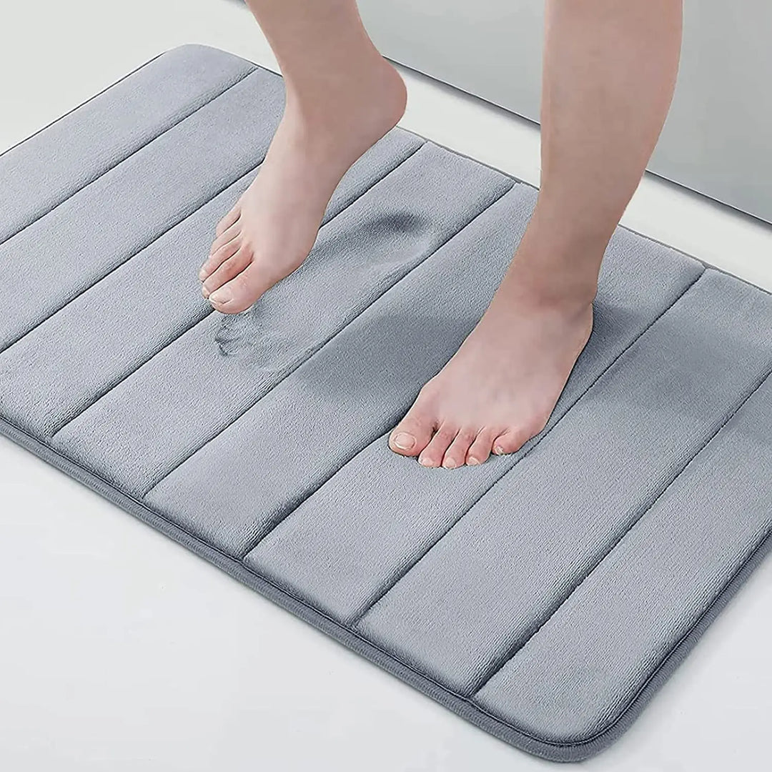 LuxSoft Memory Foam Bath Mat | Stornfield
