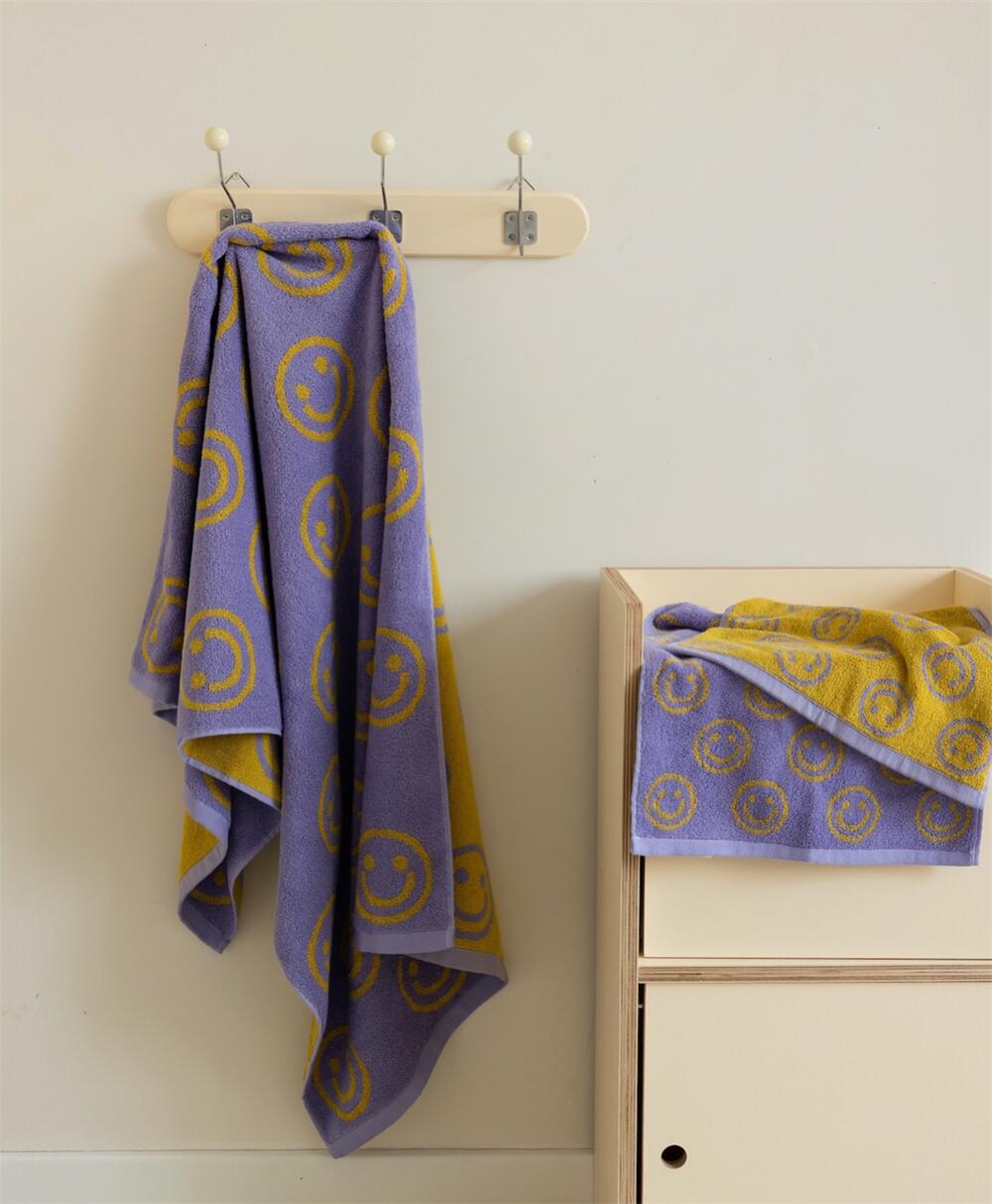 Reversible Smiley Towel | Stornfield