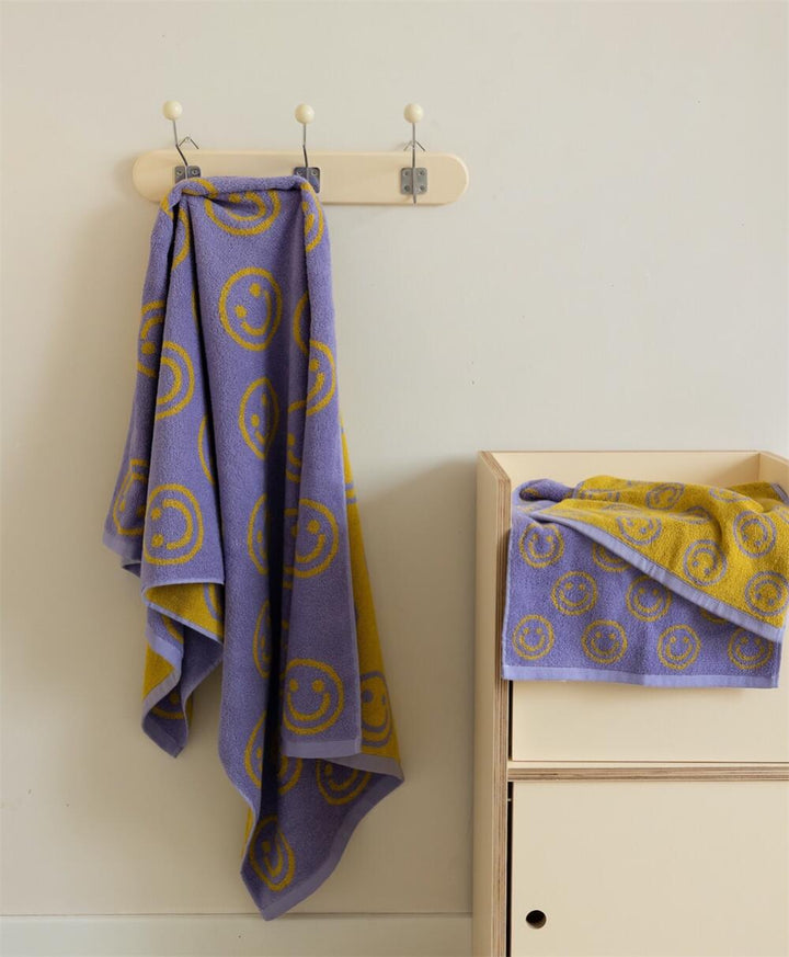 Reversible Smiley Towel | Stornfield