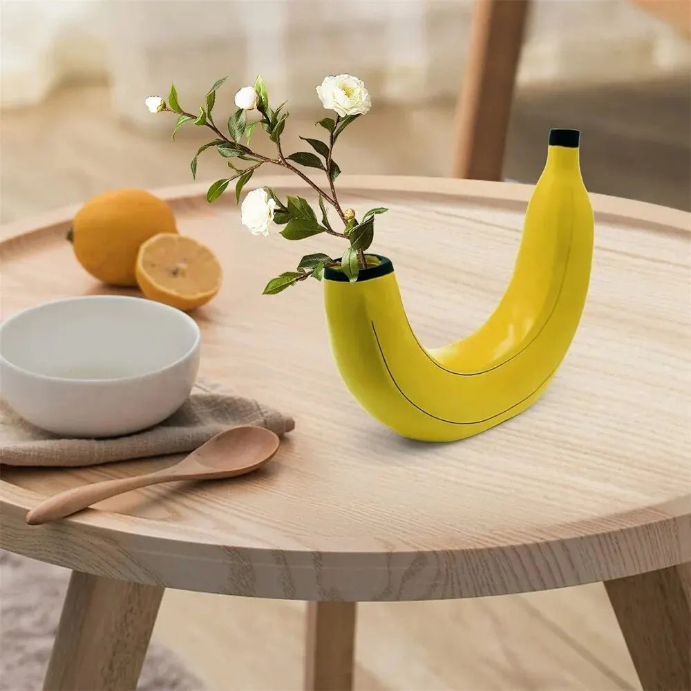 Stornfield | Banana Vase, Resin Flower Vase, Cute Banana Shape, Decorative Table Vase for Floral Arrangements, Living Room, Bedroom, Home Decor