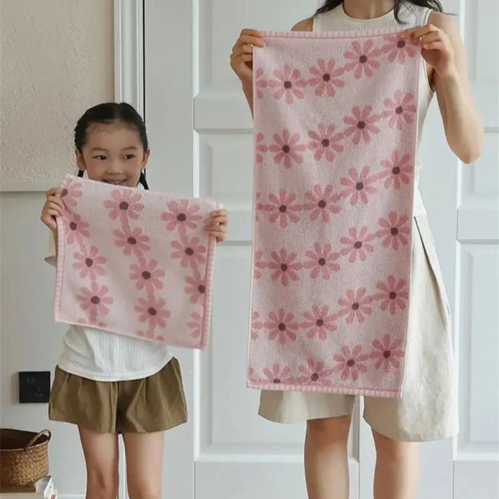 Daisy Towel | Stornfield