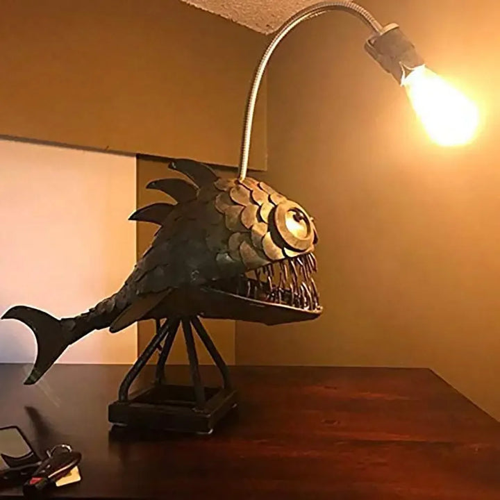 Glowfish Stornfield Retro Table Lamp