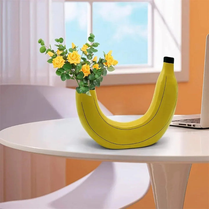 Stornfield | Banana Vase, Resin Flower Vase, Cute Banana Shape, Decorative Table Vase for Floral Arrangements, Living Room, Bedroom, Home Decor