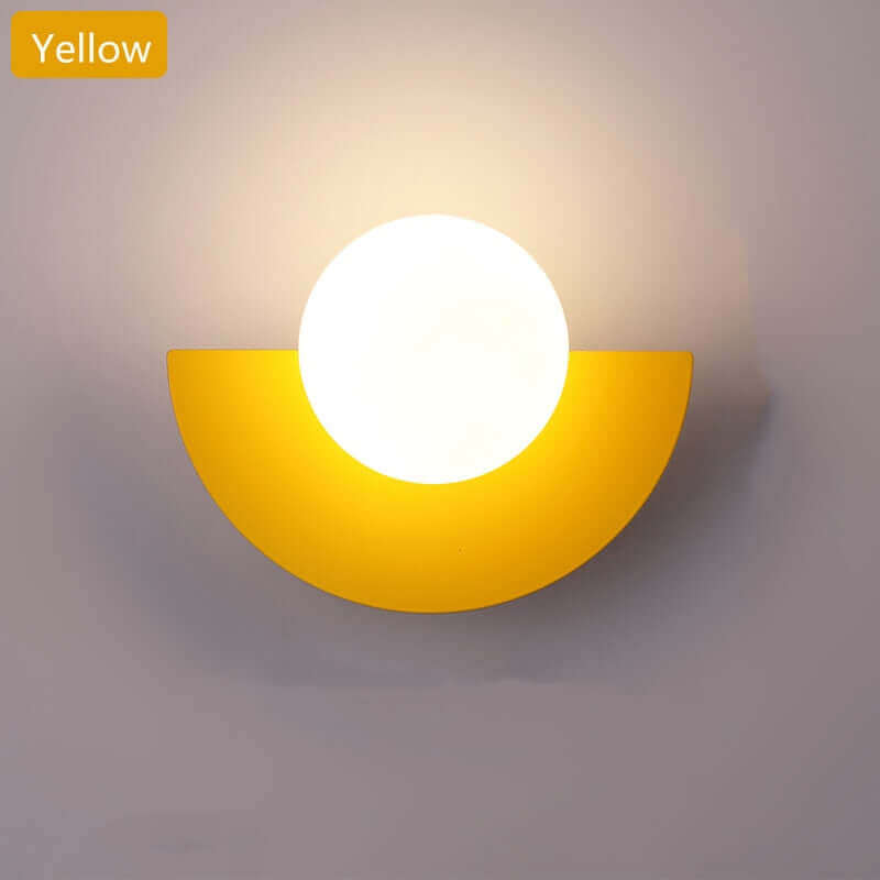 Stornfield | Half-moon metal wall light. Available in 2 different sizes and various colours.