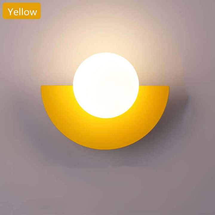 Stornfield | Half-moon metal wall light. Available in 2 different sizes and various colours.