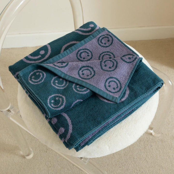Reversible Smiley Towel | Stornfield
