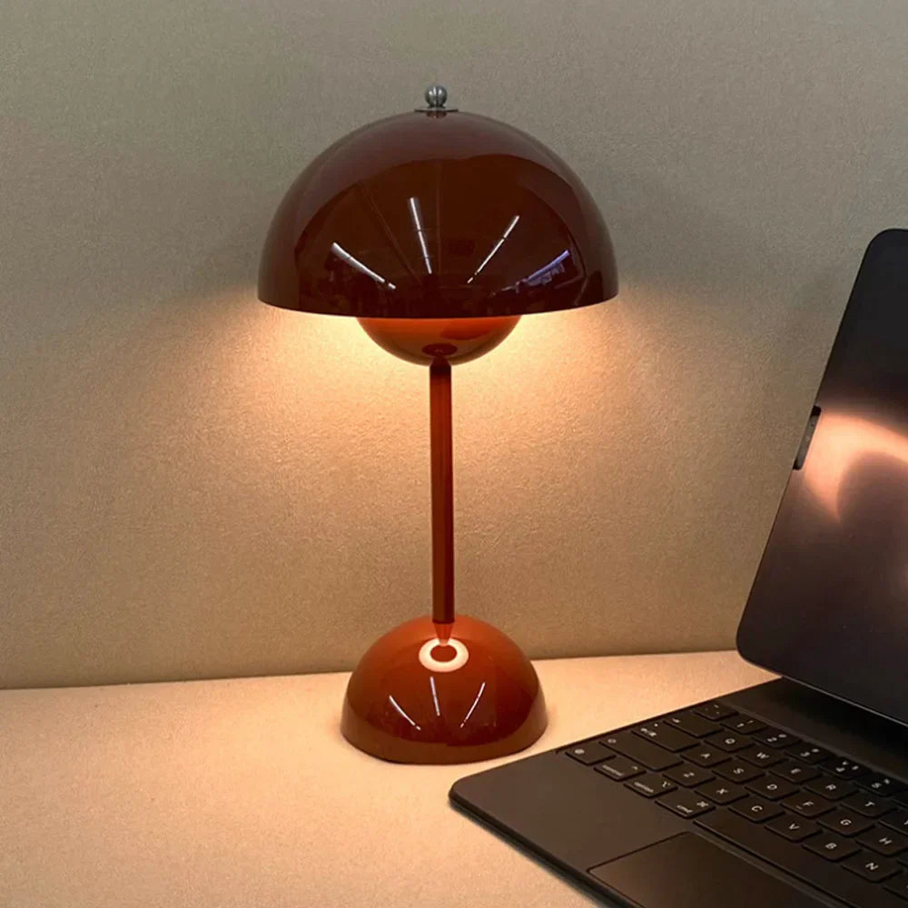 Stornfield | Italian rechargeable table lamp with adjustable light intensity VP3