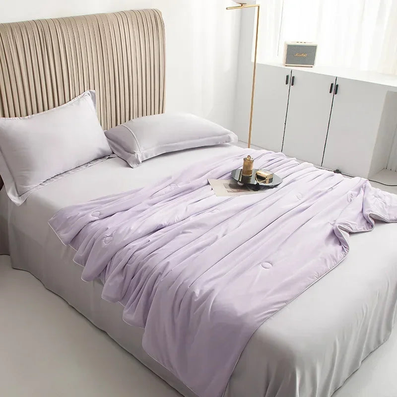 High-Quality Cooling Blanket – Smooth Air-Conditioning Comforter, Lightweight Summer Quilt with Double-Sided Cooling Fabric | Stornfield