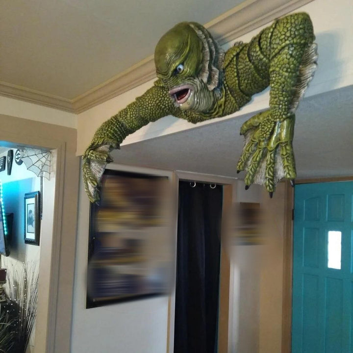 Stornfield | Creature The Black Lagoon Tomb Sculptures Figurine Garden Building Outdoor Decorations Statue Monster Man Halloween Decoration