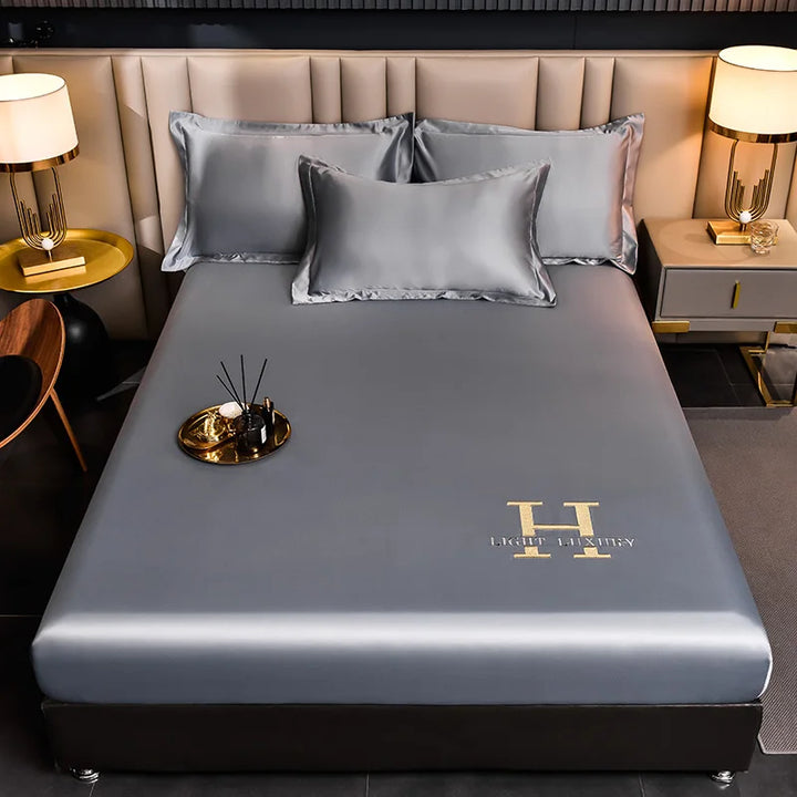 Stornfield | Solid Silk Bed Sheet