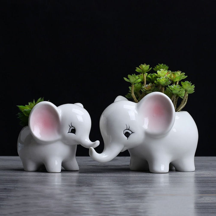 Bowls inspired by modern decorative elephants