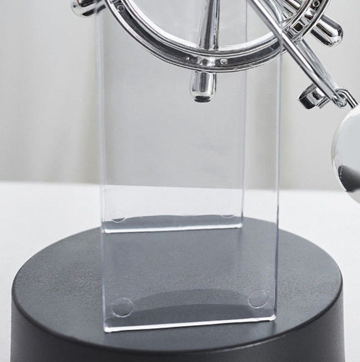 Stornfield | Perpetual Motion Rotating Pendulum