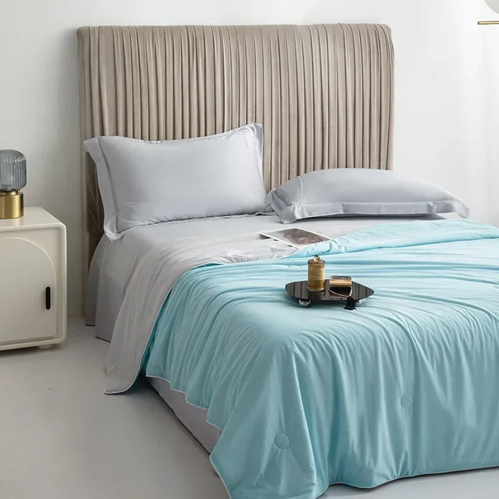 High-Quality Cooling Blanket – Smooth Air-Conditioning Comforter, Lightweight Summer Quilt with Double-Sided Cooling Fabric | Stornfield