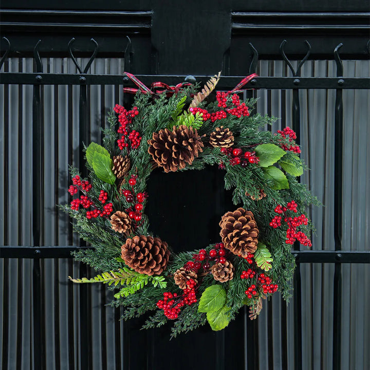 Stornfield | Red Berry Christmas Wreaths