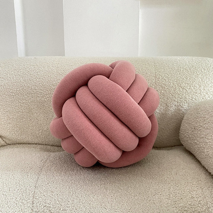 Stornfield | Knot Cushion