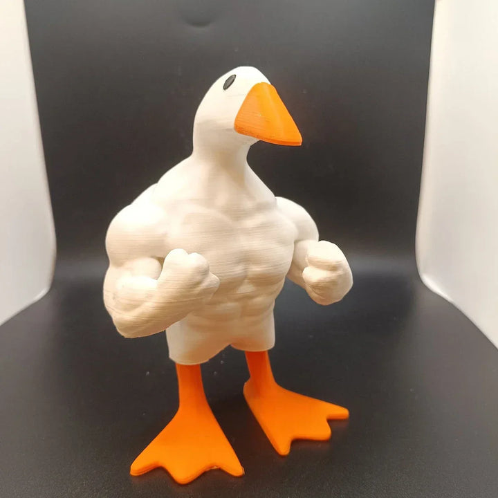 Strong Goose Attack Decor Decor | Stornfield