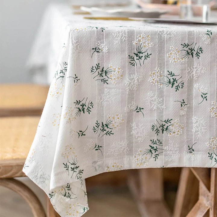 Stornfield | Floral tablecloth