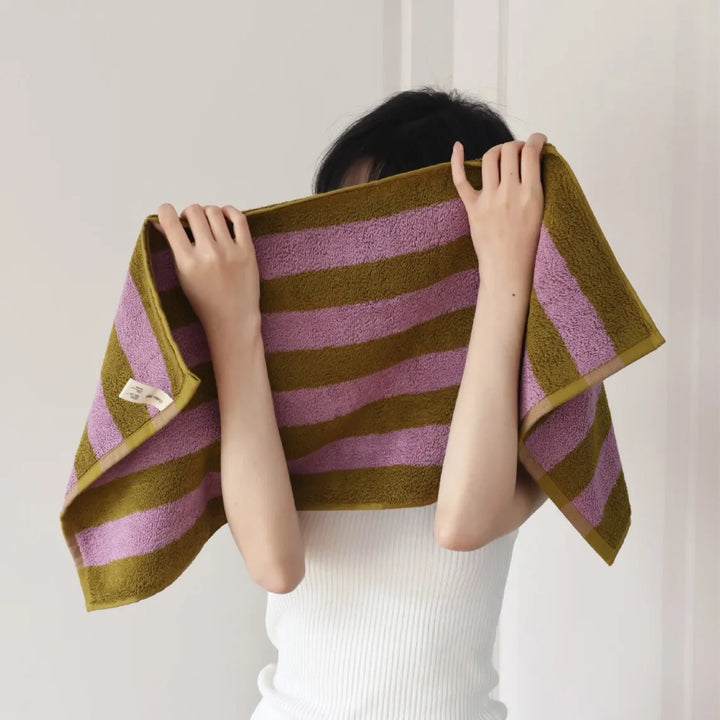 RetroStripe Luxe Cotton Towel – Striped Cotton Towel in Hotel Quality | Stornfield