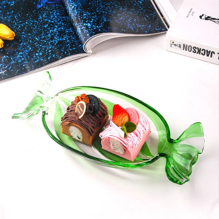 Candy-shaped glass snack plate | Stornfield