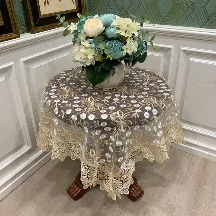 Stornfield | Victorian Lace Dreams Tablecloth