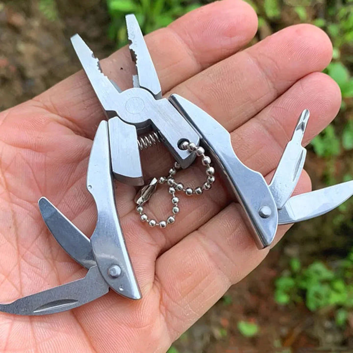 Stainless Edge EDC Multi-Tool Emergency Keychain | Stornfield